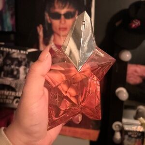 Angel Mugler Perfume